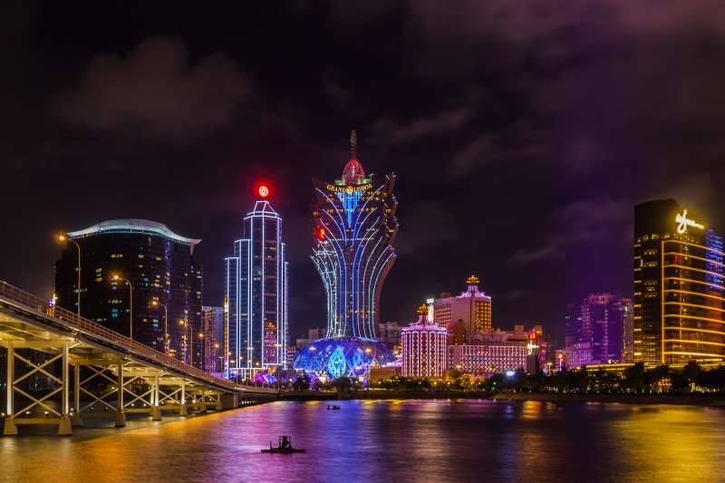 澳门，中西文化交融的璀璨明珠